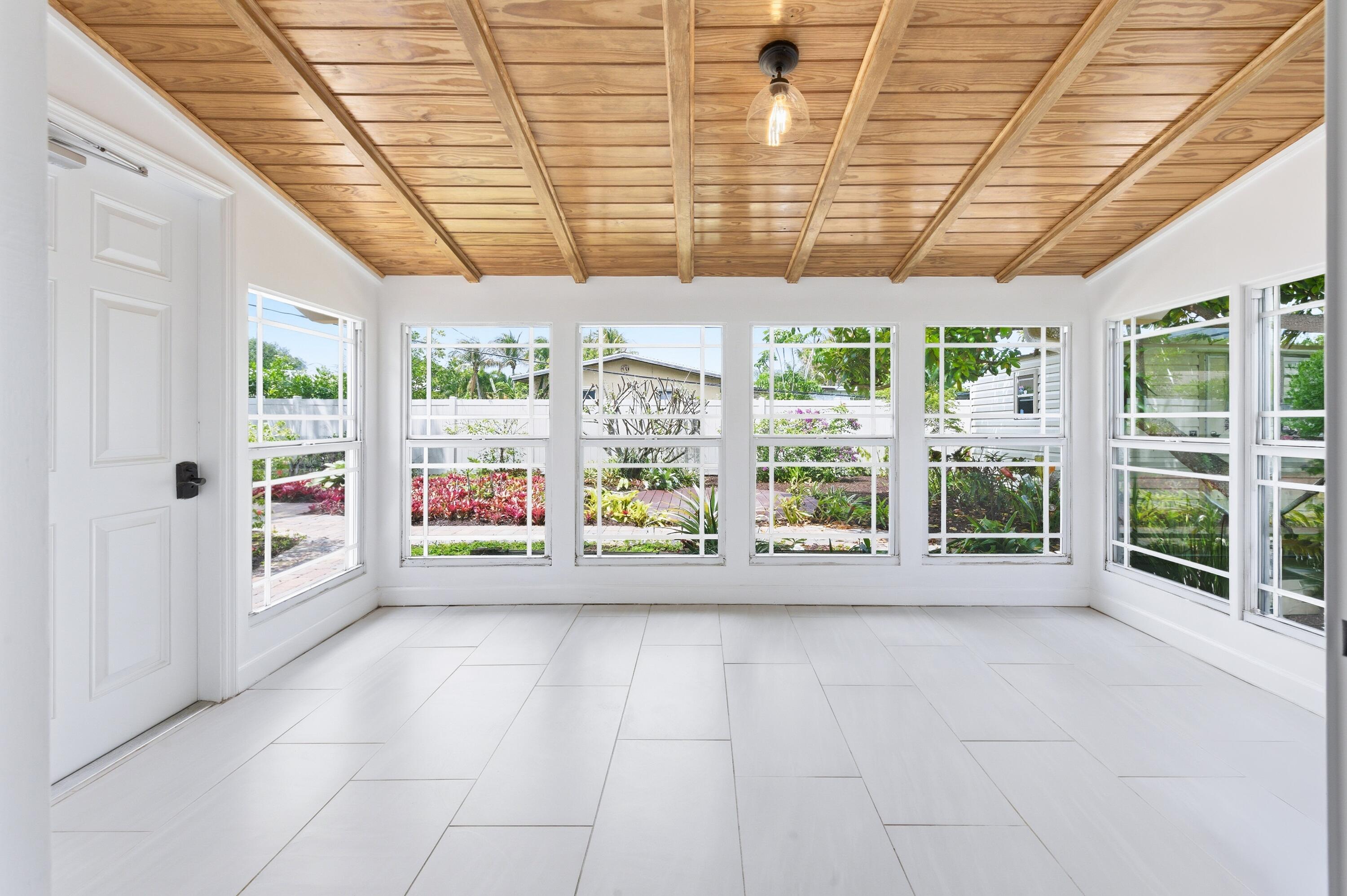 JUPITER RIVER ESTATES - Residential