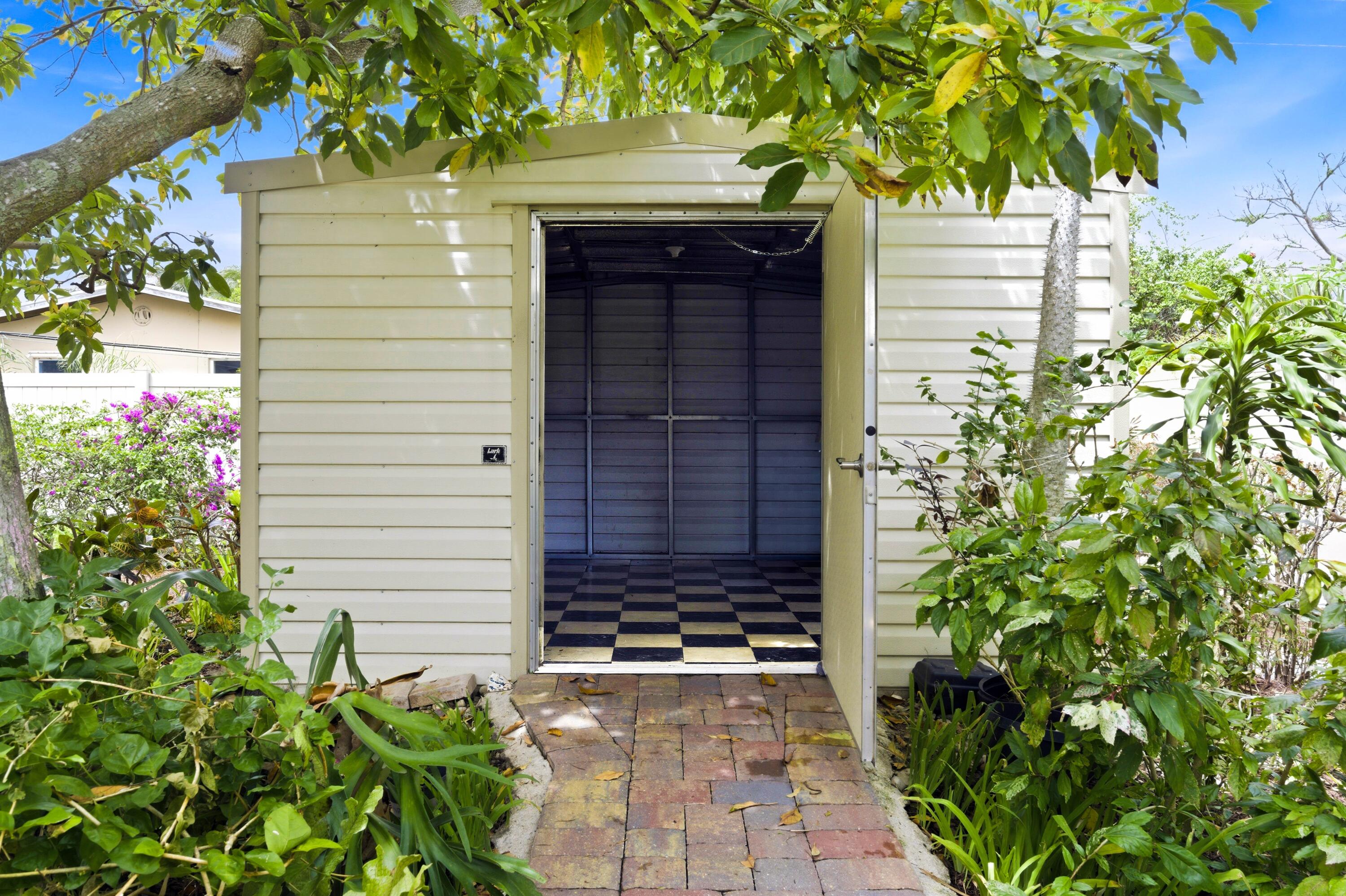 JUPITER RIVER ESTATES - Residential