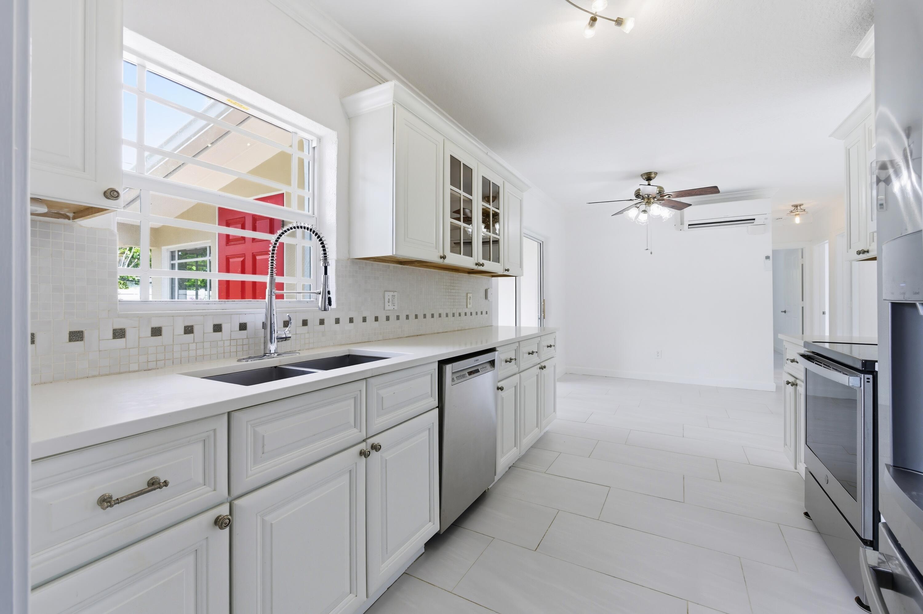 JUPITER RIVER ESTATES - Residential