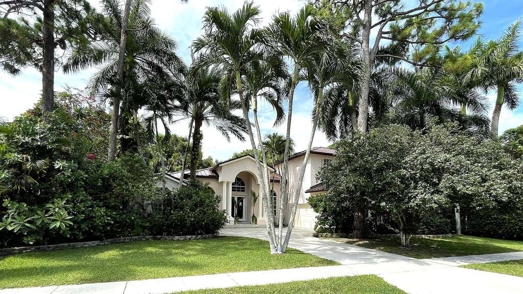 Photo of 4740 Glenn Pine Lane, Boynton Beach, FL 33436 (MLS # B26043427)