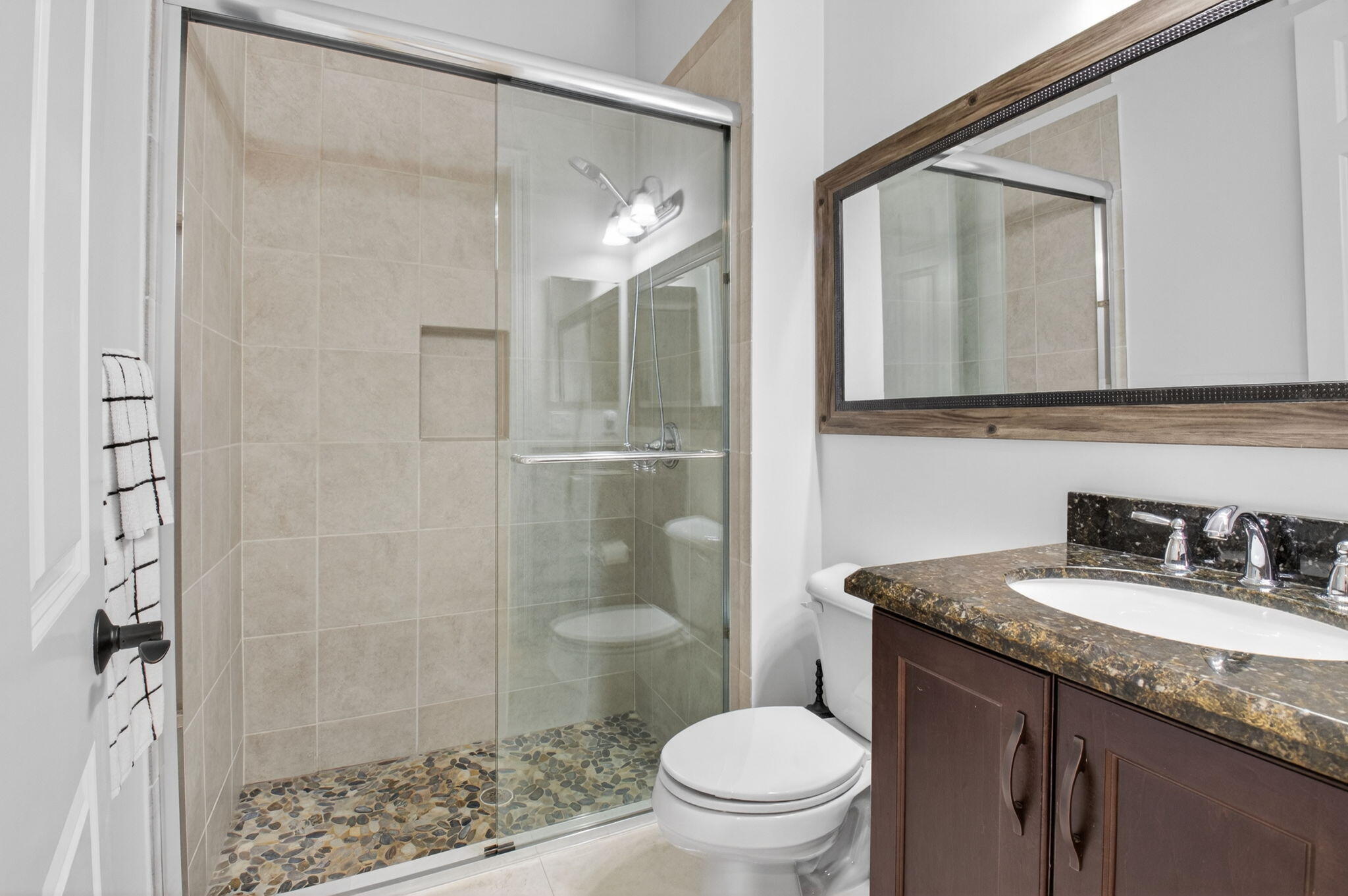 BRIDGES PL 7 - Residential Lease