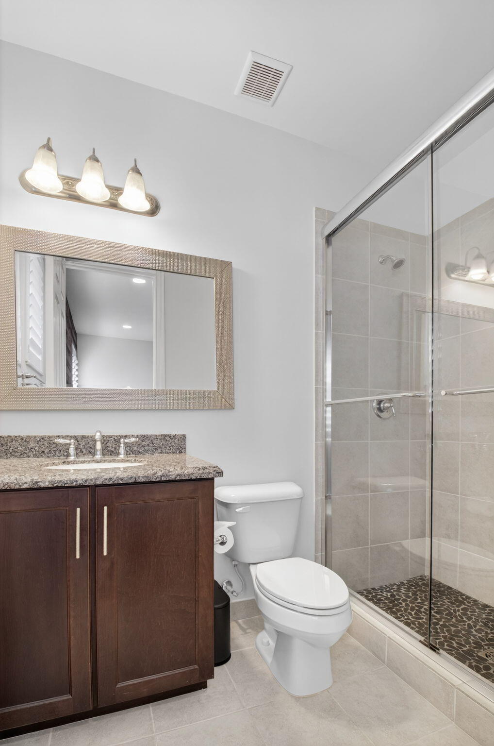 BRIDGES PL 7 - Residential Lease