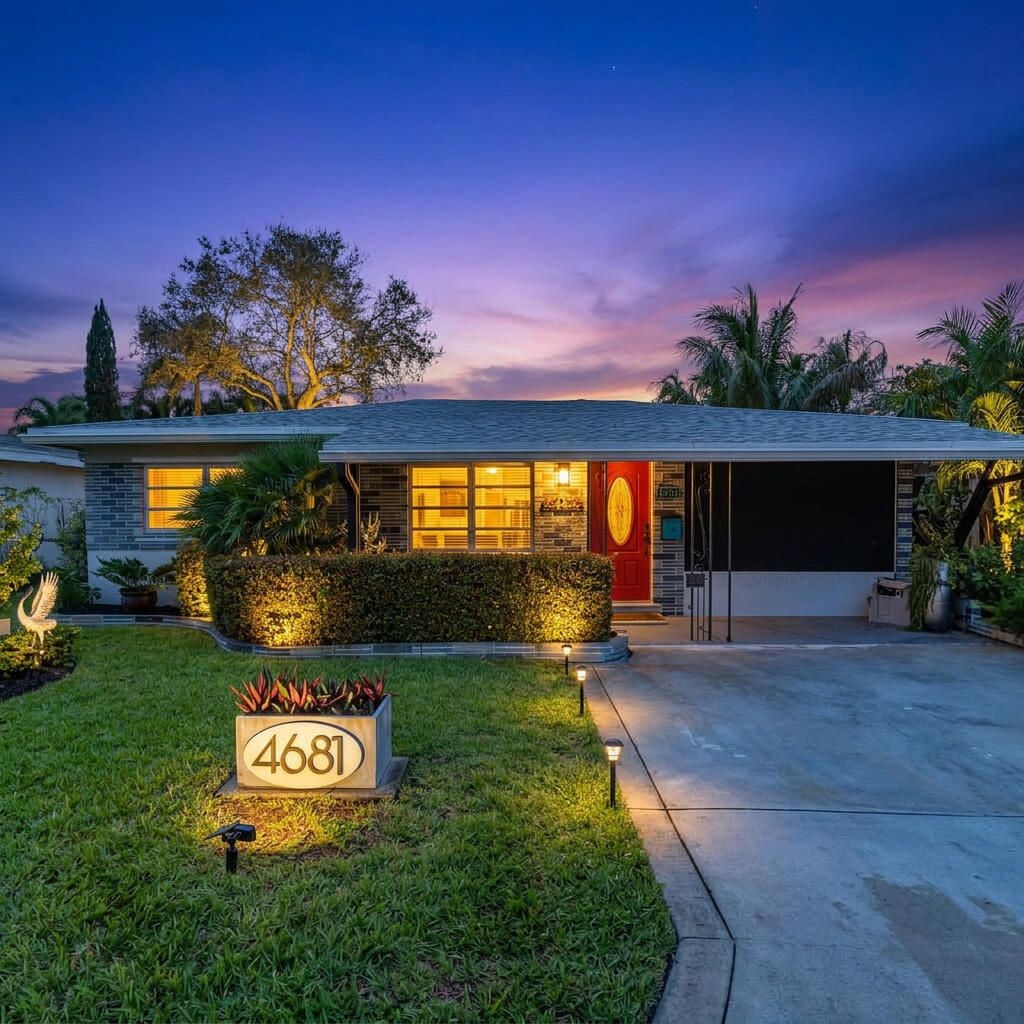 Photo of 4681 NE 5th Avenue, Fort Lauderdale, FL 33334 (MLS # B26005052)