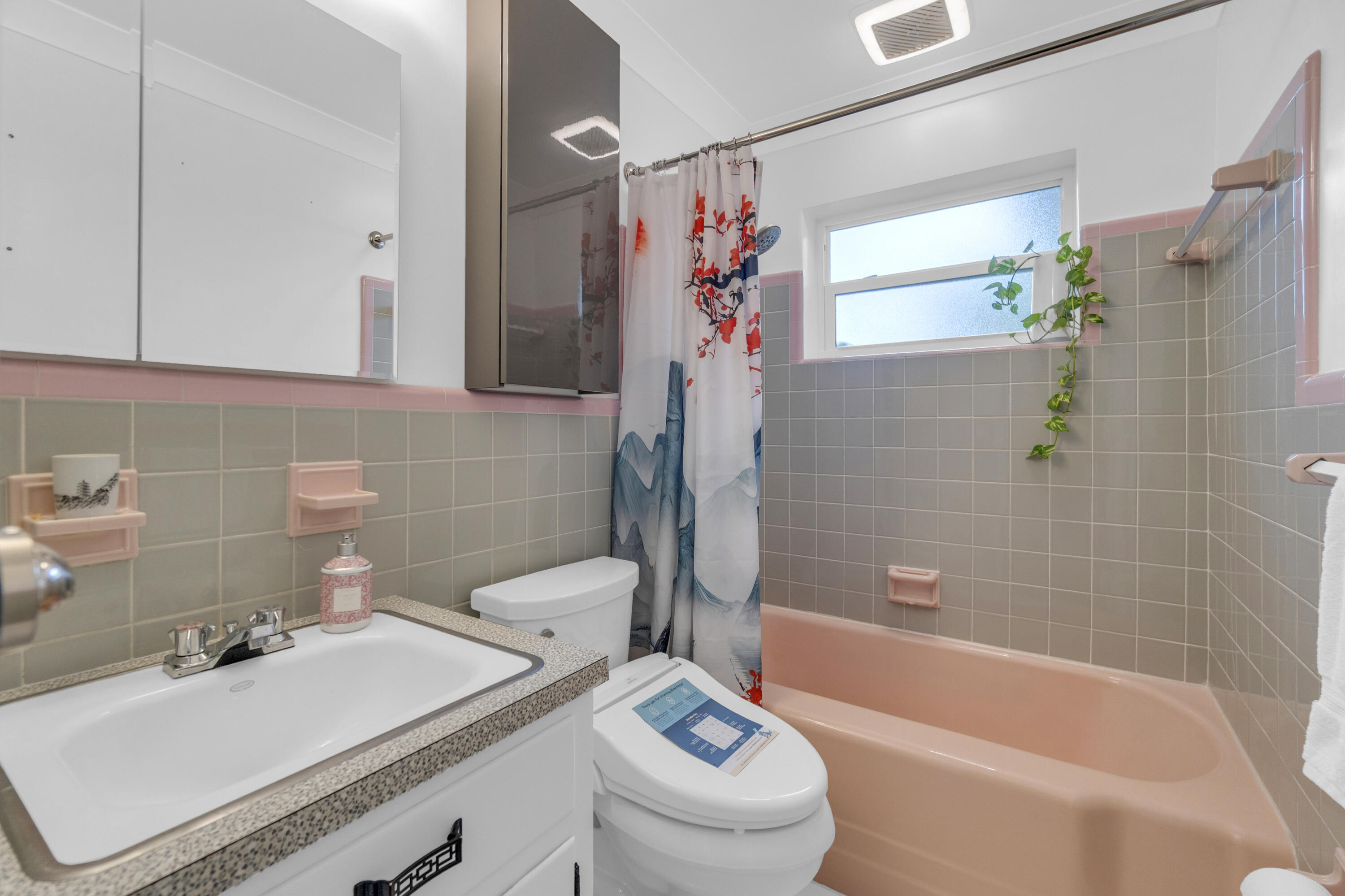 NORTH ANDREWS GARDENS 2ND ADD - Residential