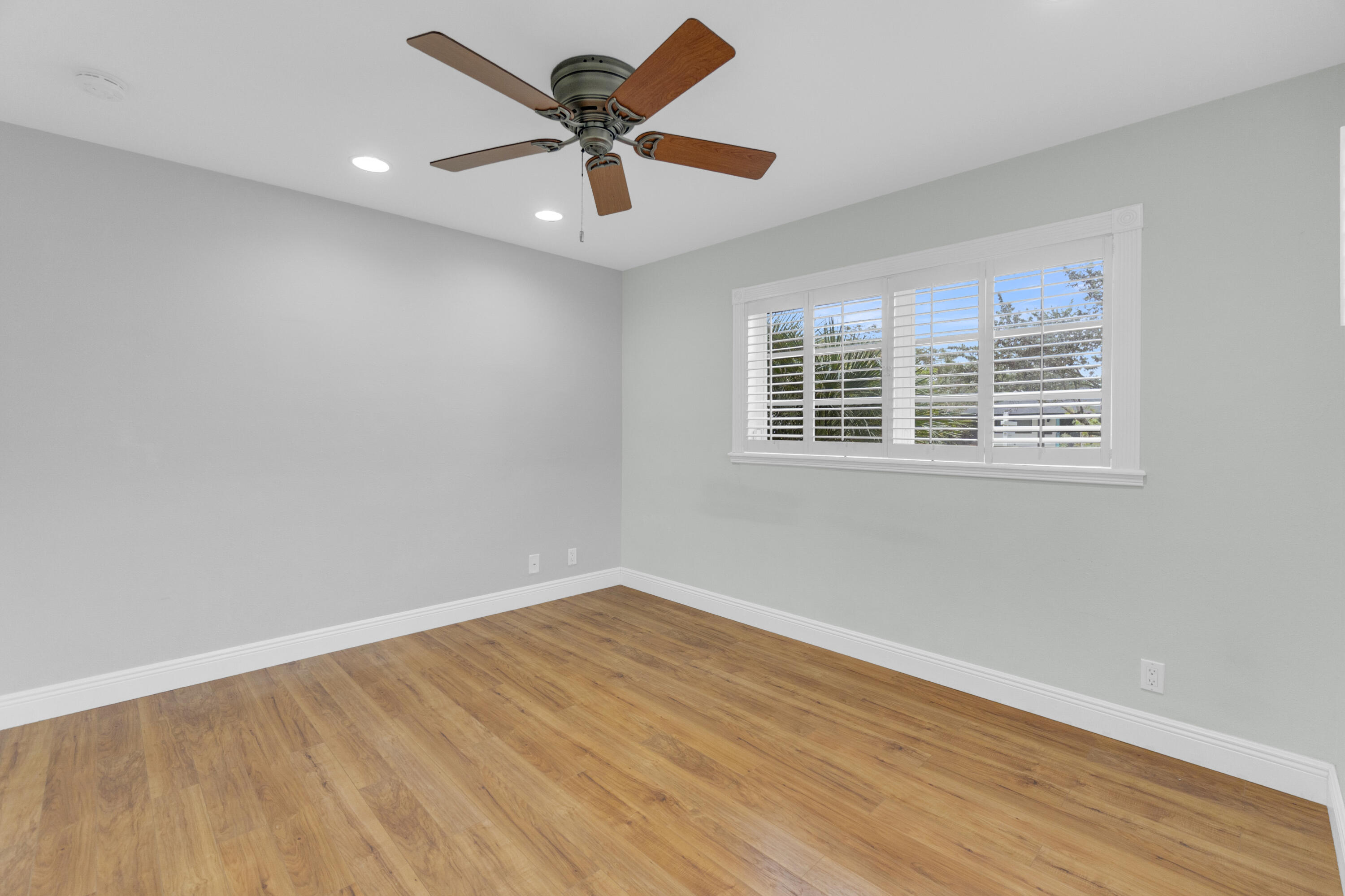 NORTH ANDREWS GARDENS 2ND ADD - Residential