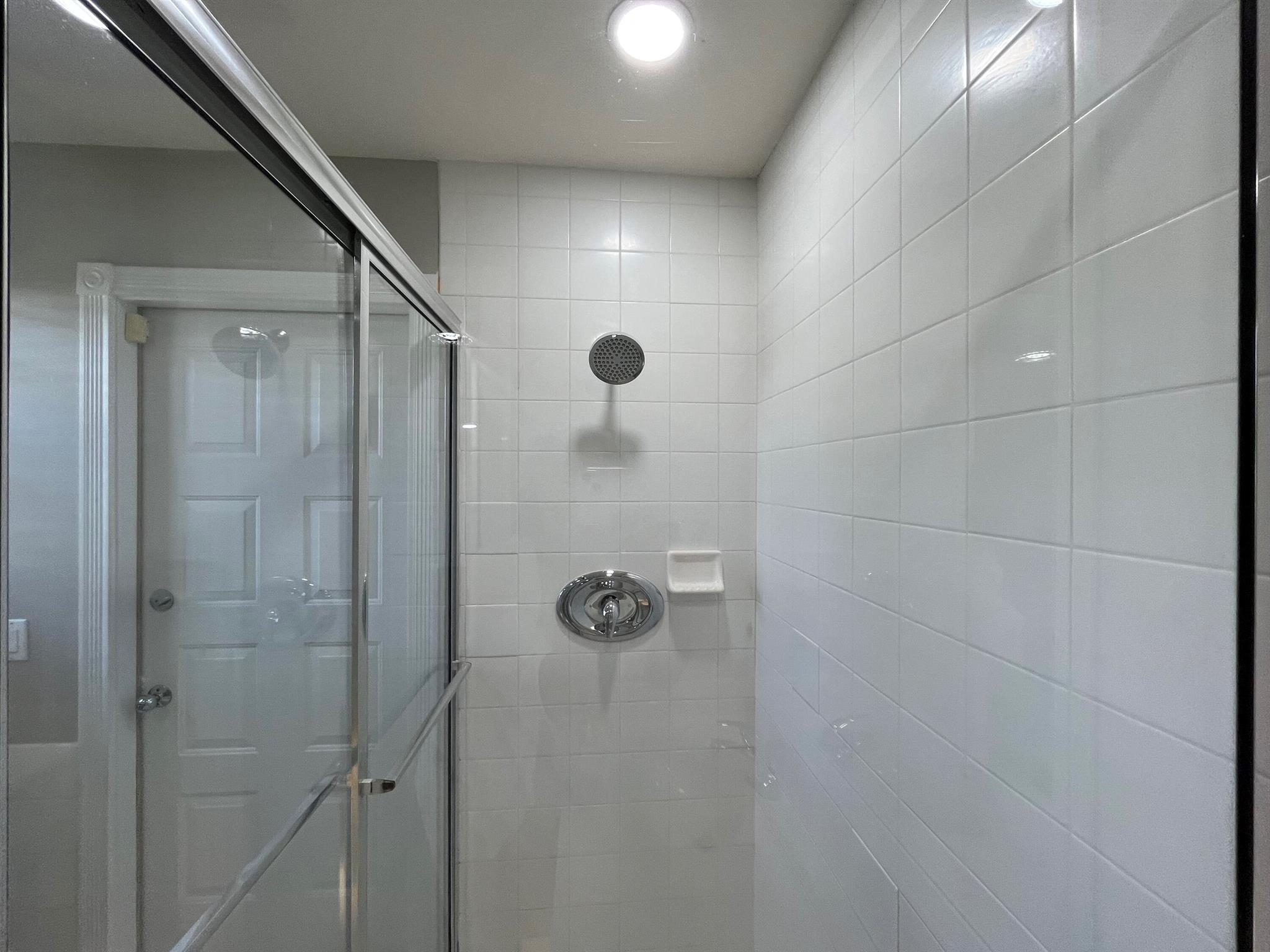 THE MEADOWS AT MARTIN DOW - Residential Lease