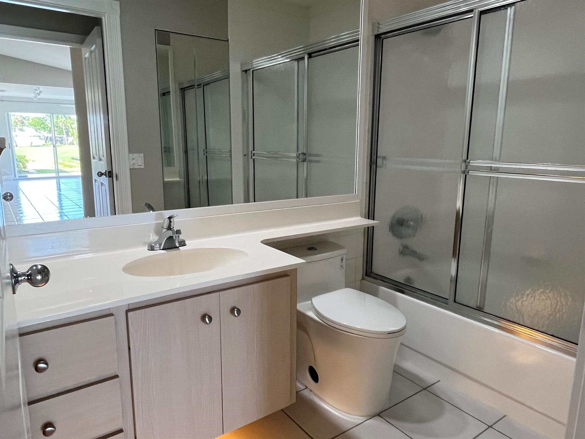 THE MEADOWS AT MARTIN DOW - Residential Lease