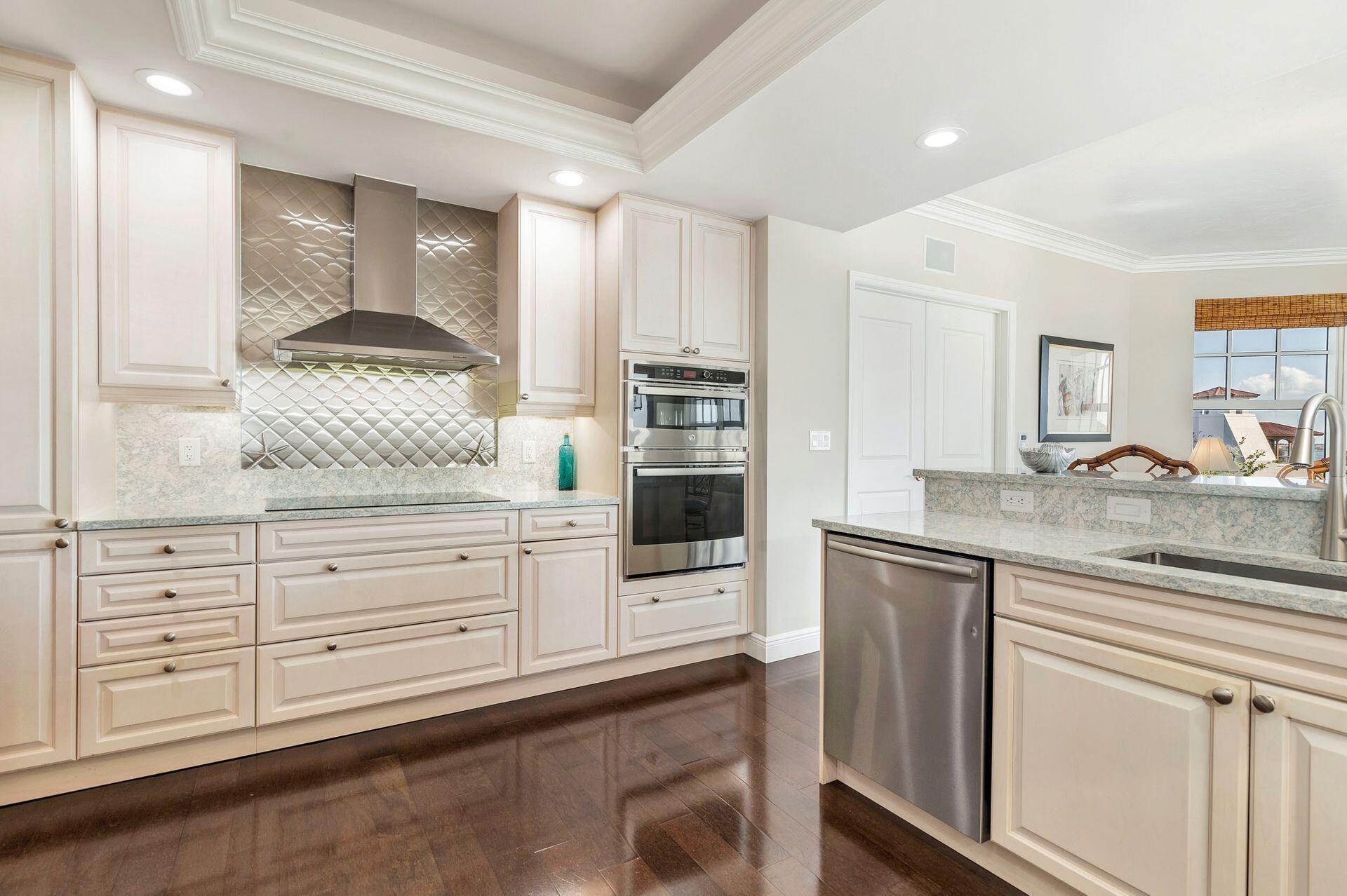 COMMODORE-ANCHORAGE AT JU - Residential