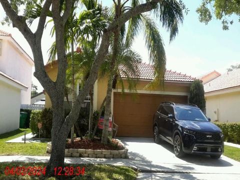 Single Family Residence in Miramar FL 17634 19th St St.jpg