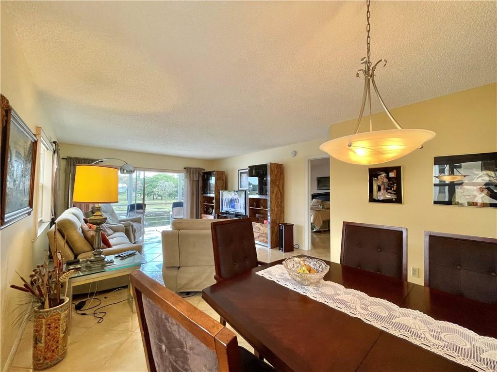 LAS VISTAS - Residential