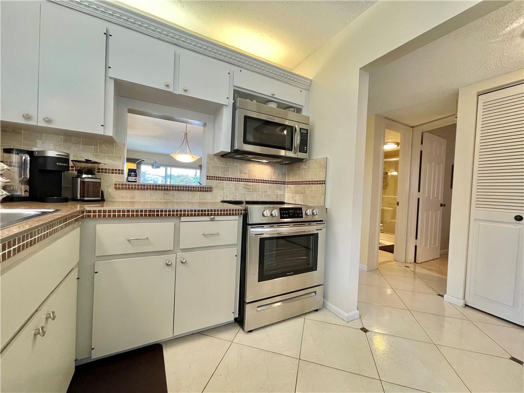 LAS VISTAS - Residential