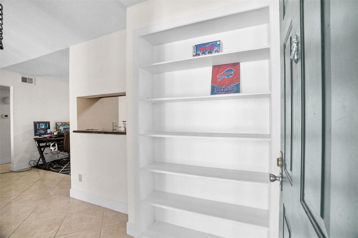 SAVANNAH AT RIVERSIDE - Residential