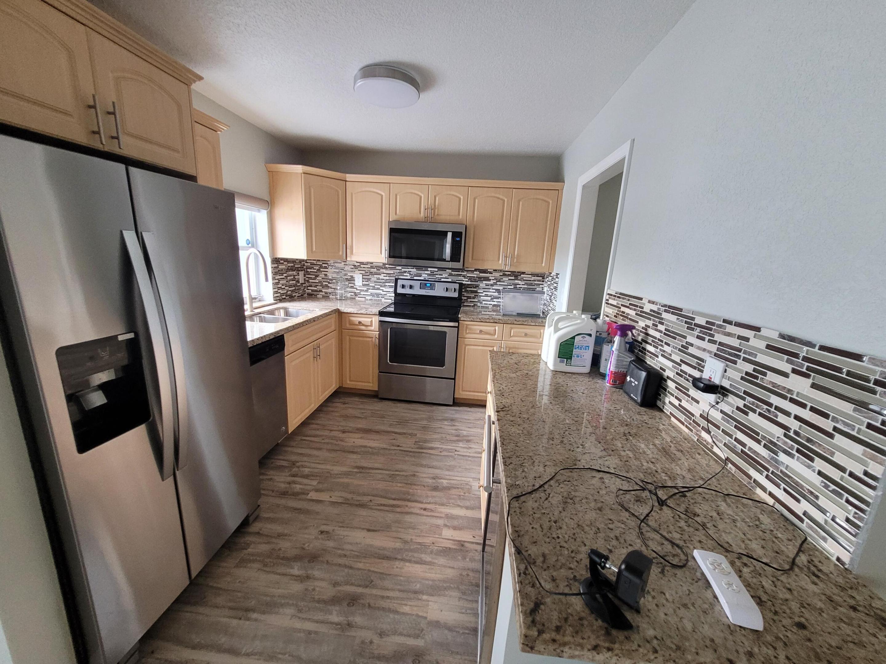 BOCA VISTA - Residential Lease