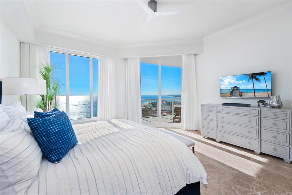 Ritz Carlton Residences B - Residential