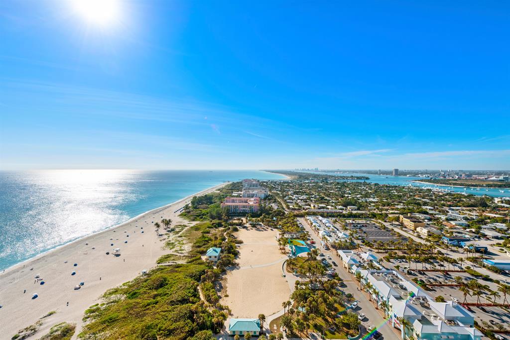 Ritz Carlton Residences B - Residential