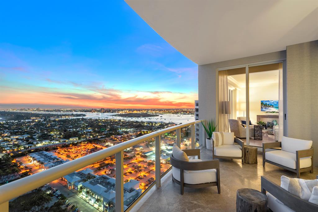 Ritz Carlton Residences B - Residential