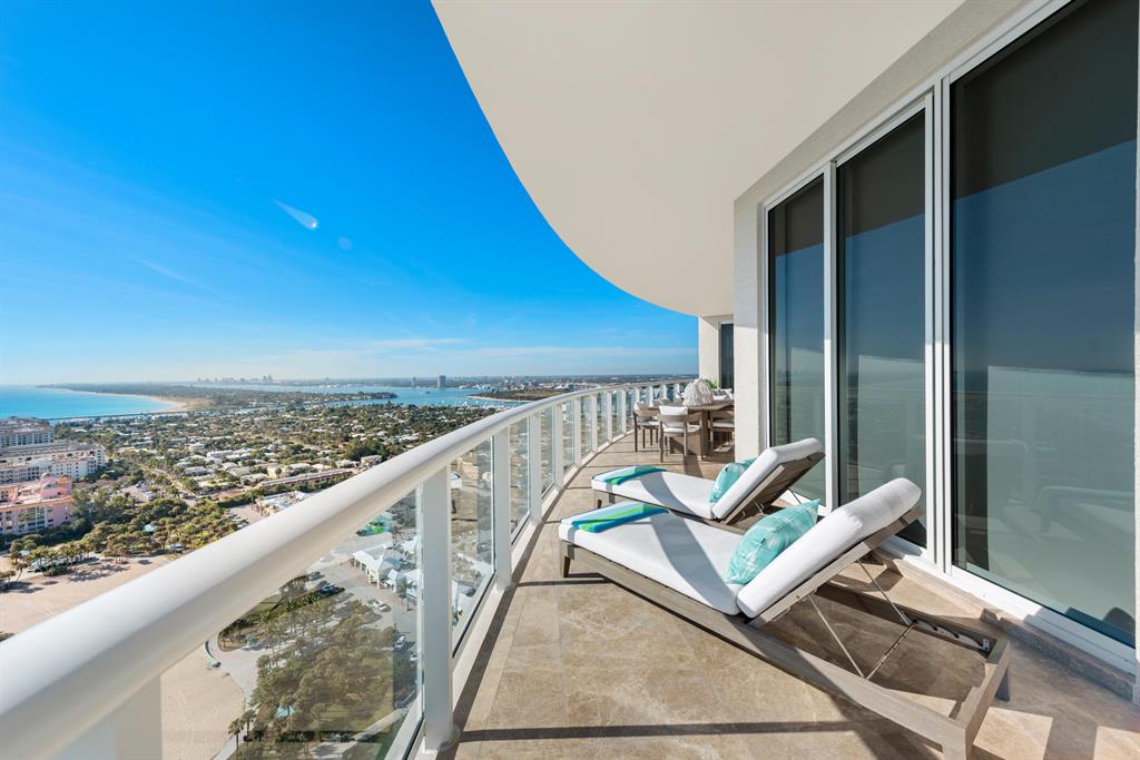 Ritz Carlton Residences B - Residential