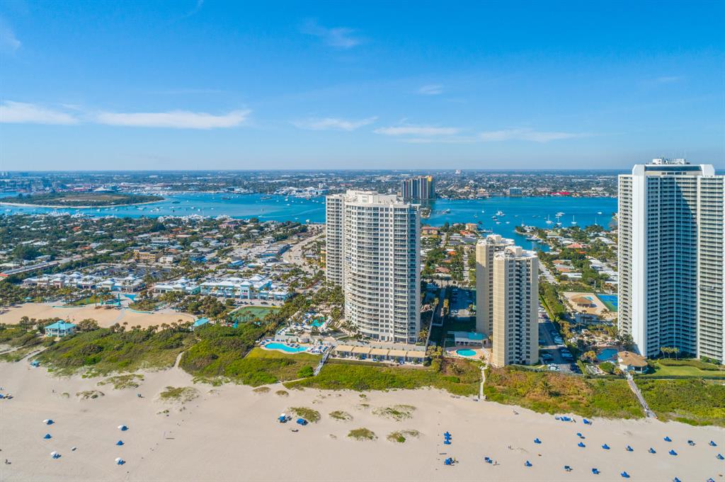 Ritz Carlton Residences B - Residential