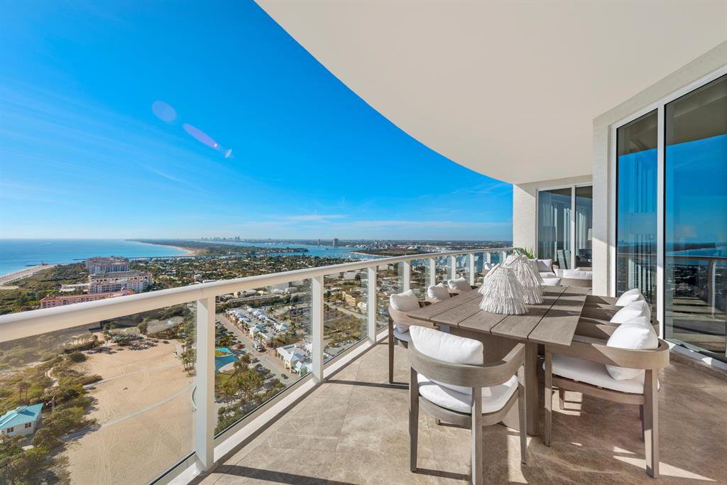 Ritz Carlton Residences B - Residential