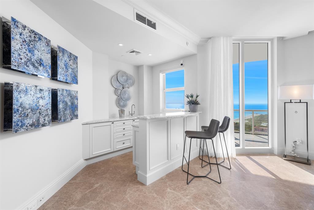 Ritz Carlton Residences B - Residential