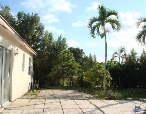 PALM BEACH VILLAS II 2 - Residential