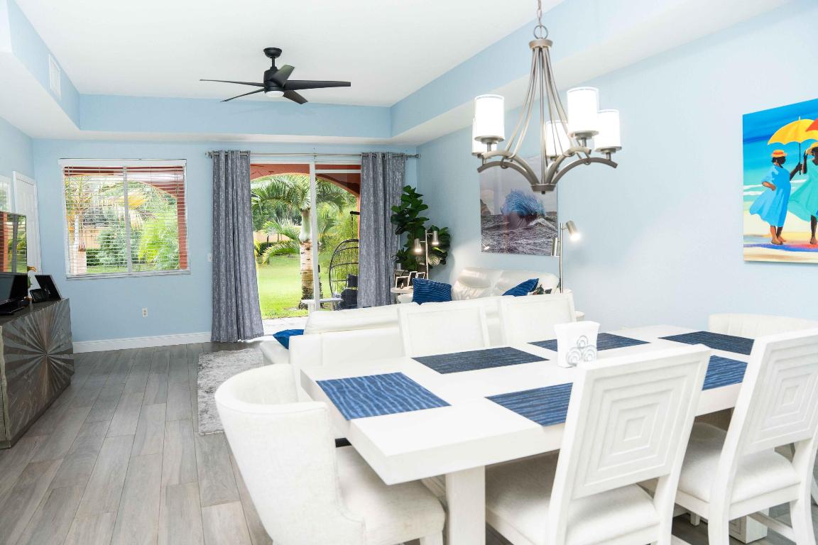 VILABELLA CENTRAL PARK CONDO - Residential