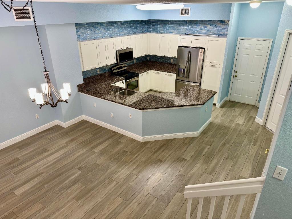 VILABELLA CENTRAL PARK CONDO - Residential