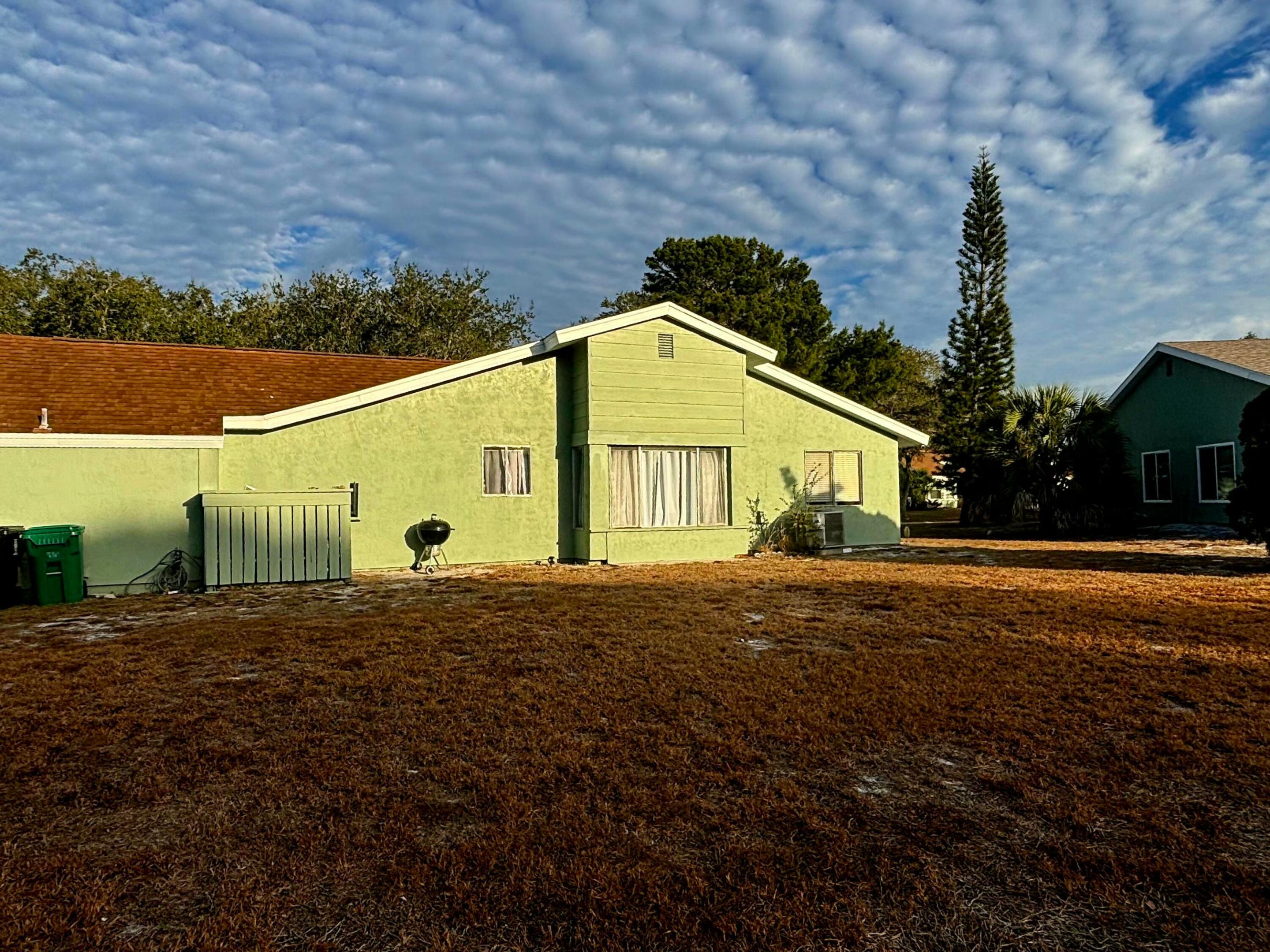 SOUTH PORT ST LUCIE UNIT 17 - Residential