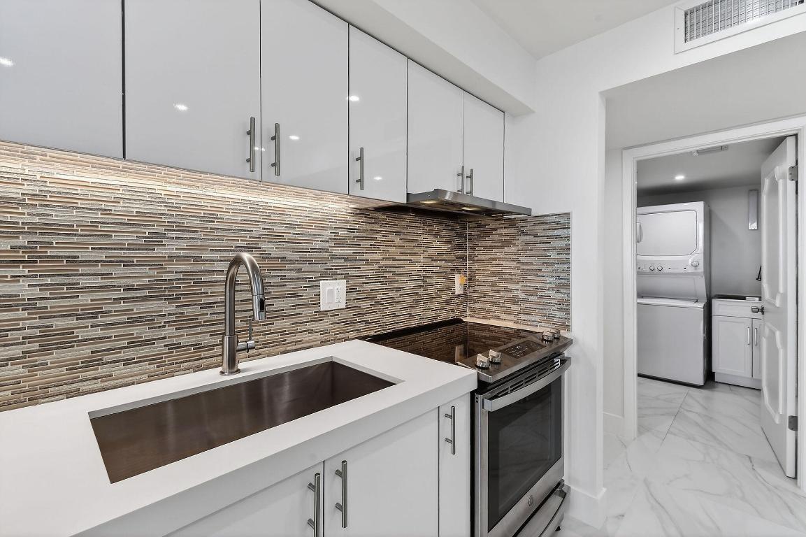 5280 N Ocean Drive 11f