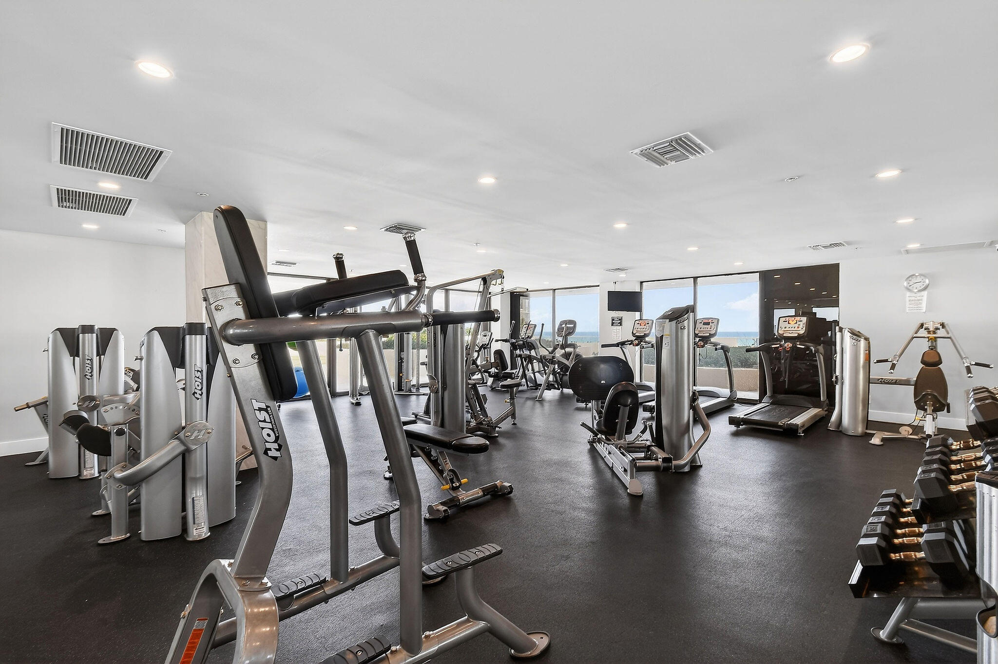 REACHES CONDO - Residential