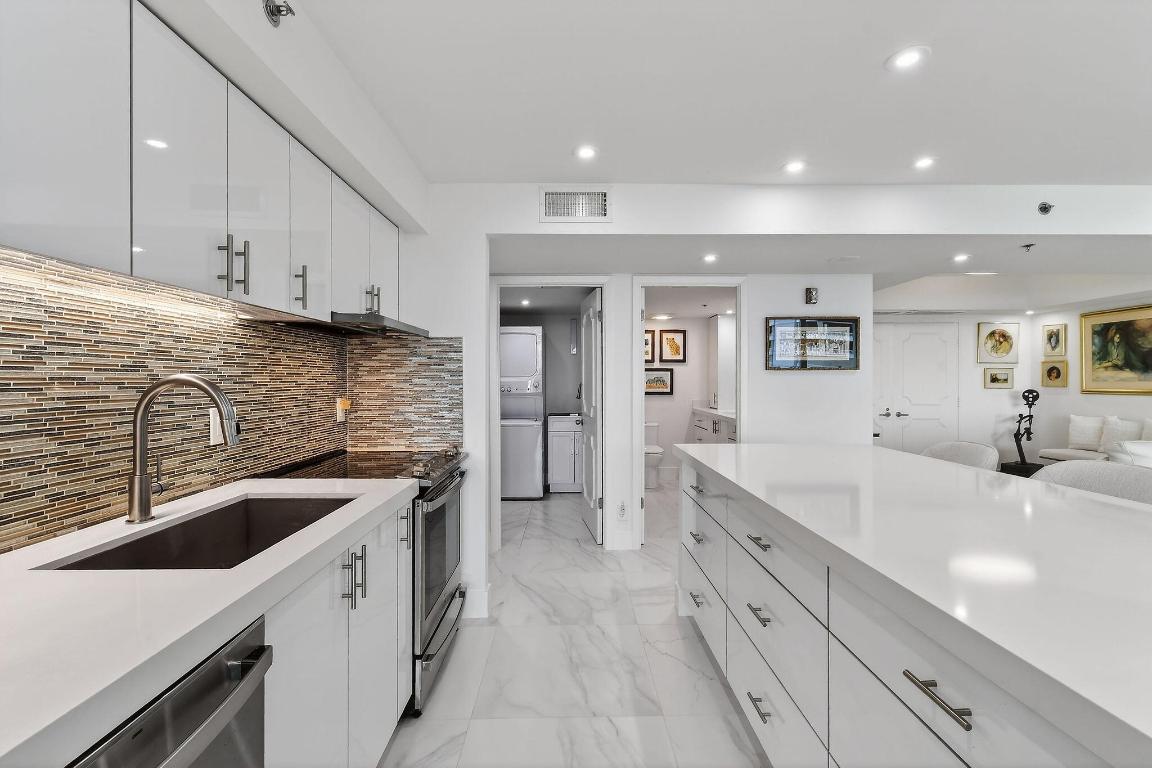 5280 N Ocean Drive 11f