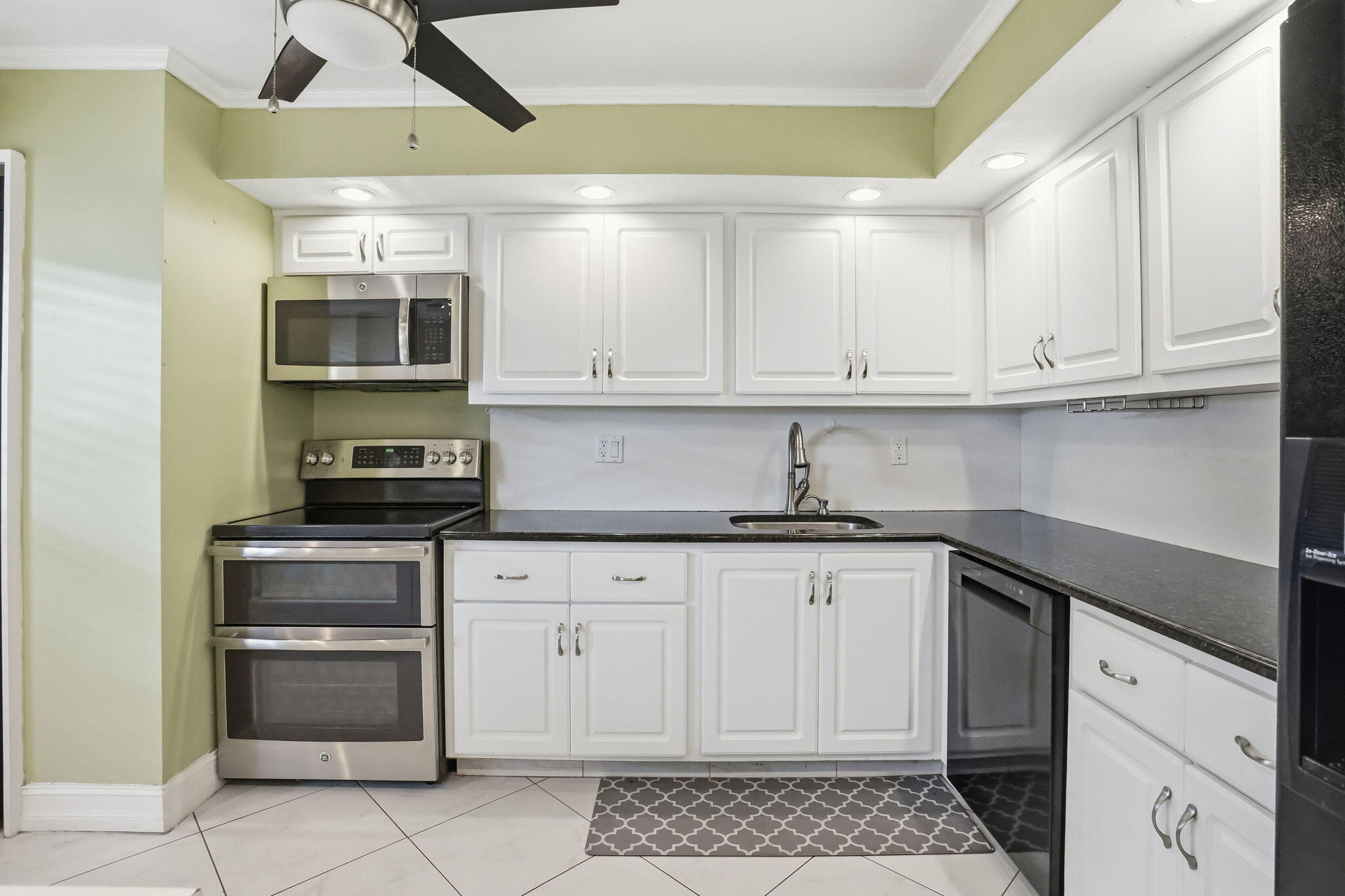 1629 Riverview Road 117