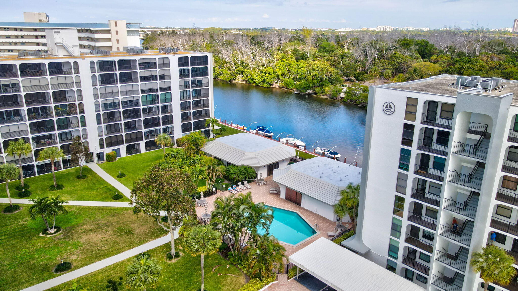 HILLSBORO LANDINGS CONDO NO TWO - Residential