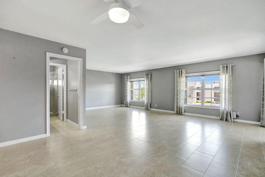 Photo of 5520 Tamberlane Circle #307, Palm Beach Gardens, FL 33418 (MLS # R11035313)