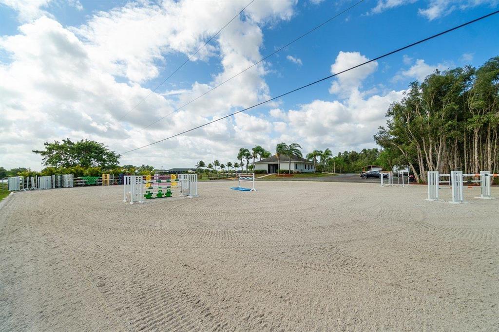 Palm Beach Point Sunglade - Residential