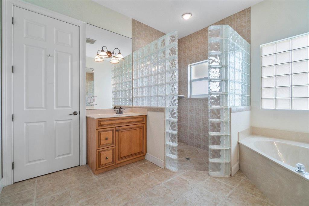 Palm Beach Point Sunglade - Residential