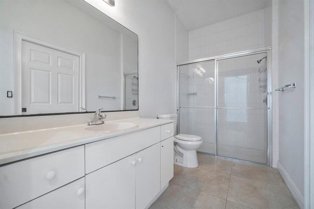 Palm Beach Point Sunglade - Residential