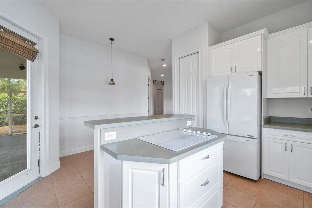 Palm Beach Point Sunglade - Residential