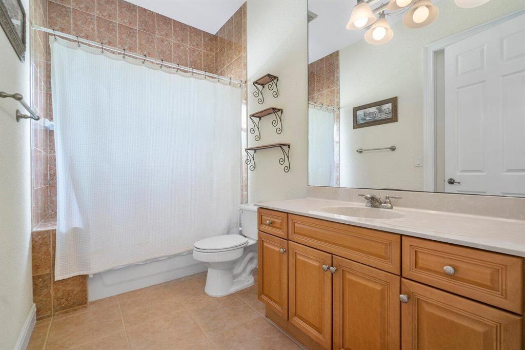 Palm Beach Point Sunglade - Residential