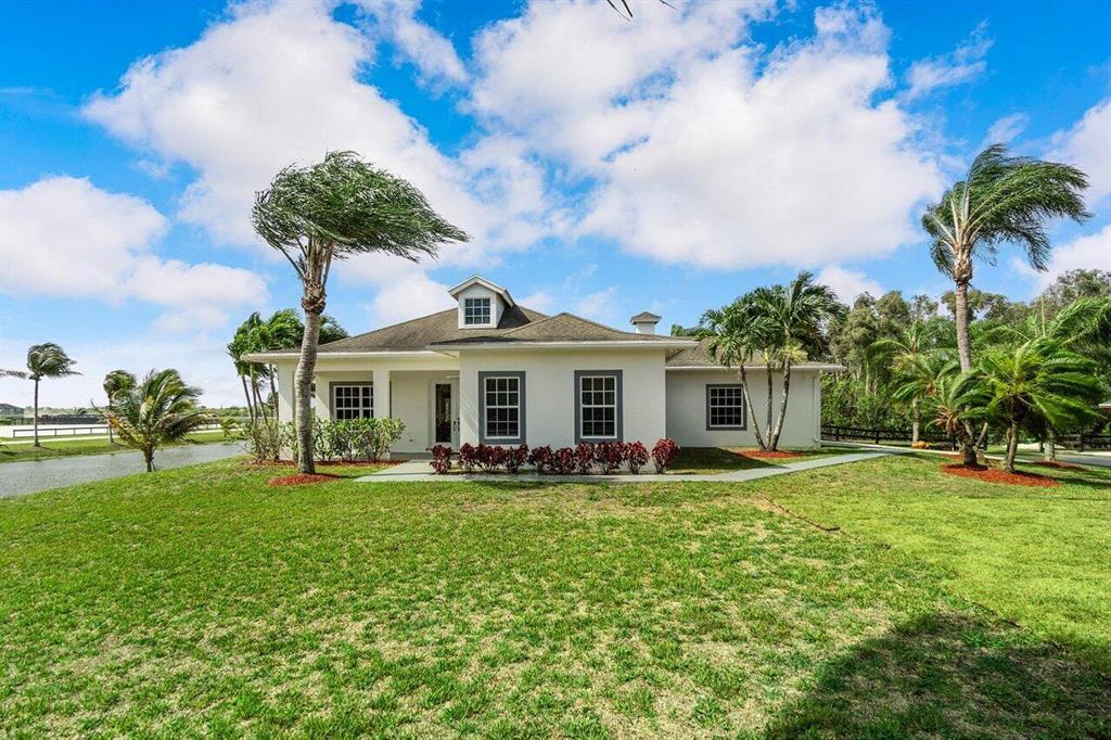 Palm Beach Point Sunglade - Residential