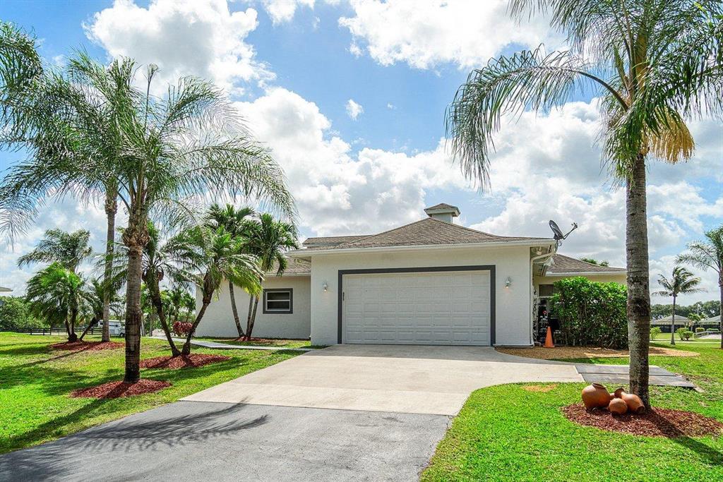 Palm Beach Point Sunglade - Residential