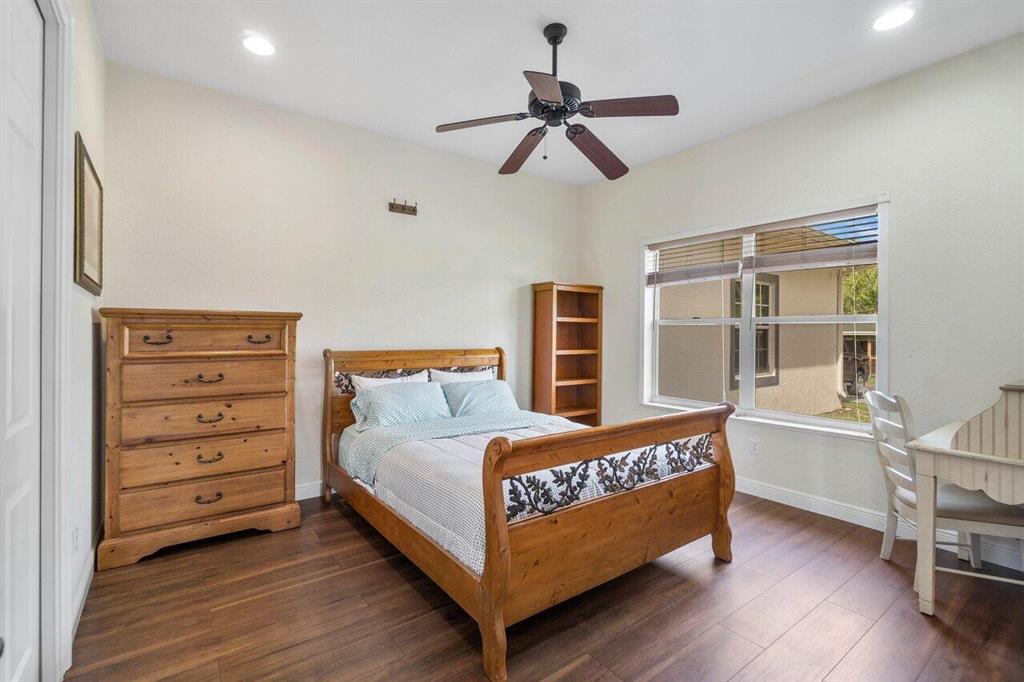 Palm Beach Point Sunglade - Residential