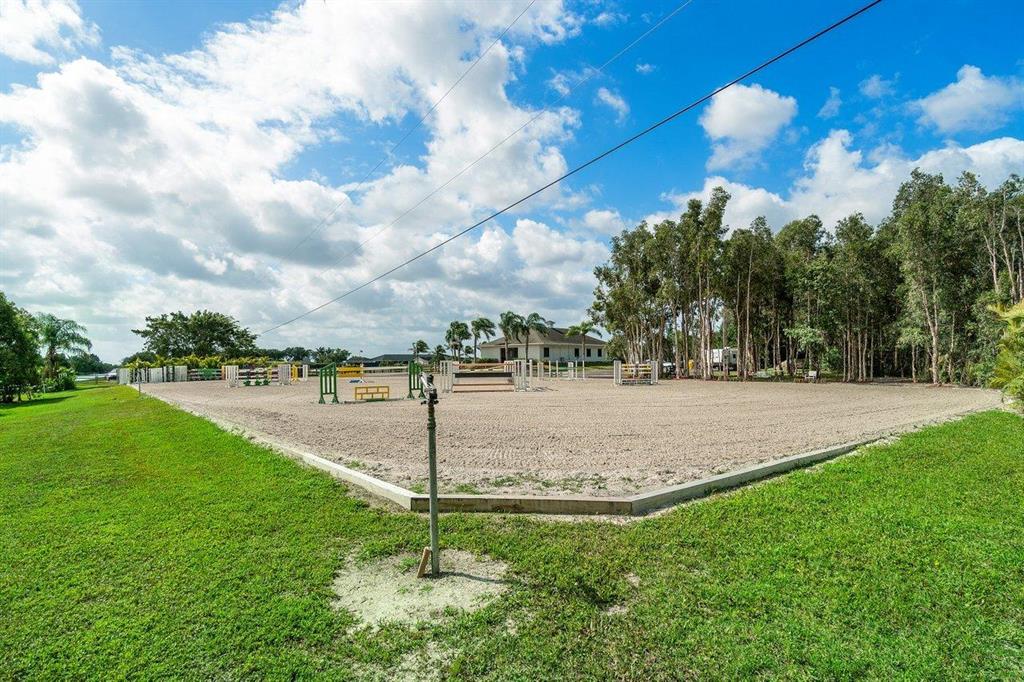 Palm Beach Point Sunglade - Residential