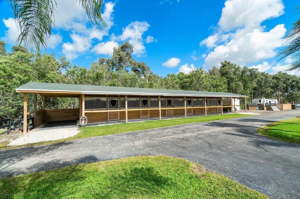 Palm Beach Point Sunglade - Residential