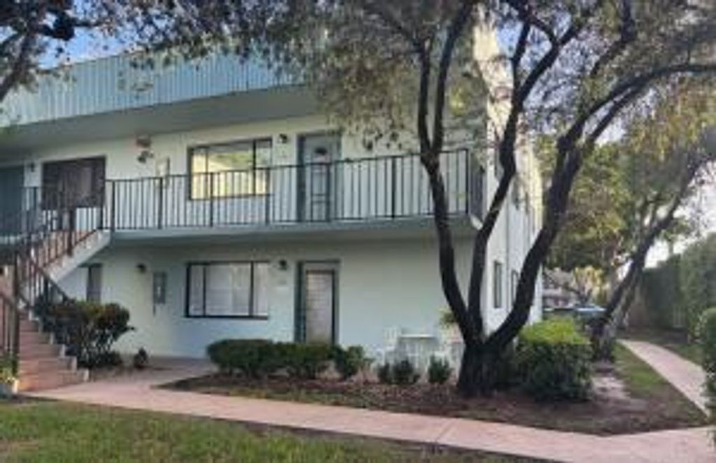 Photo of 15072 Ashland Place #124, Delray Beach, FL 33484 (MLS # R11166431)