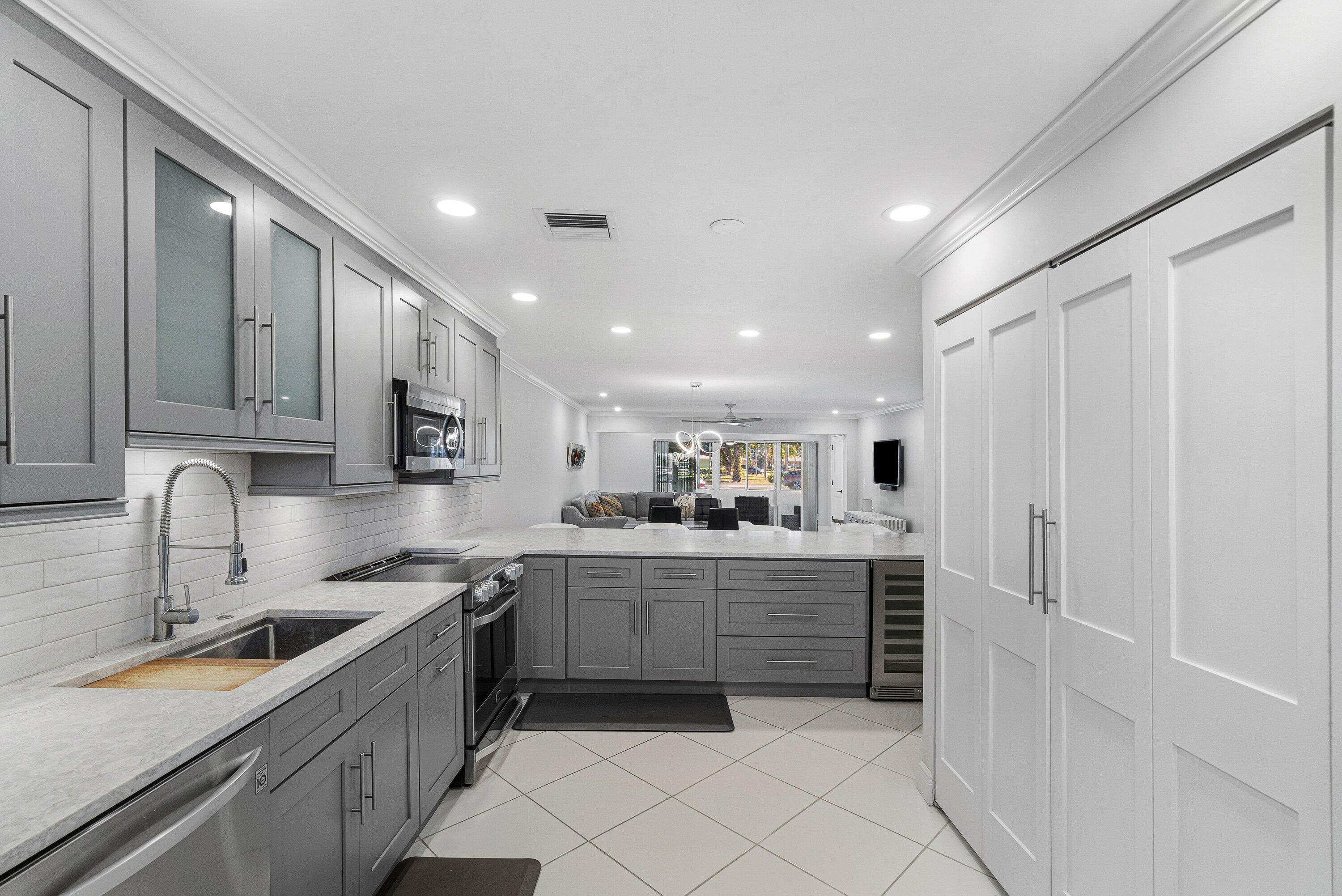 PINES OF DELRAY NORTH CONDO - Residential