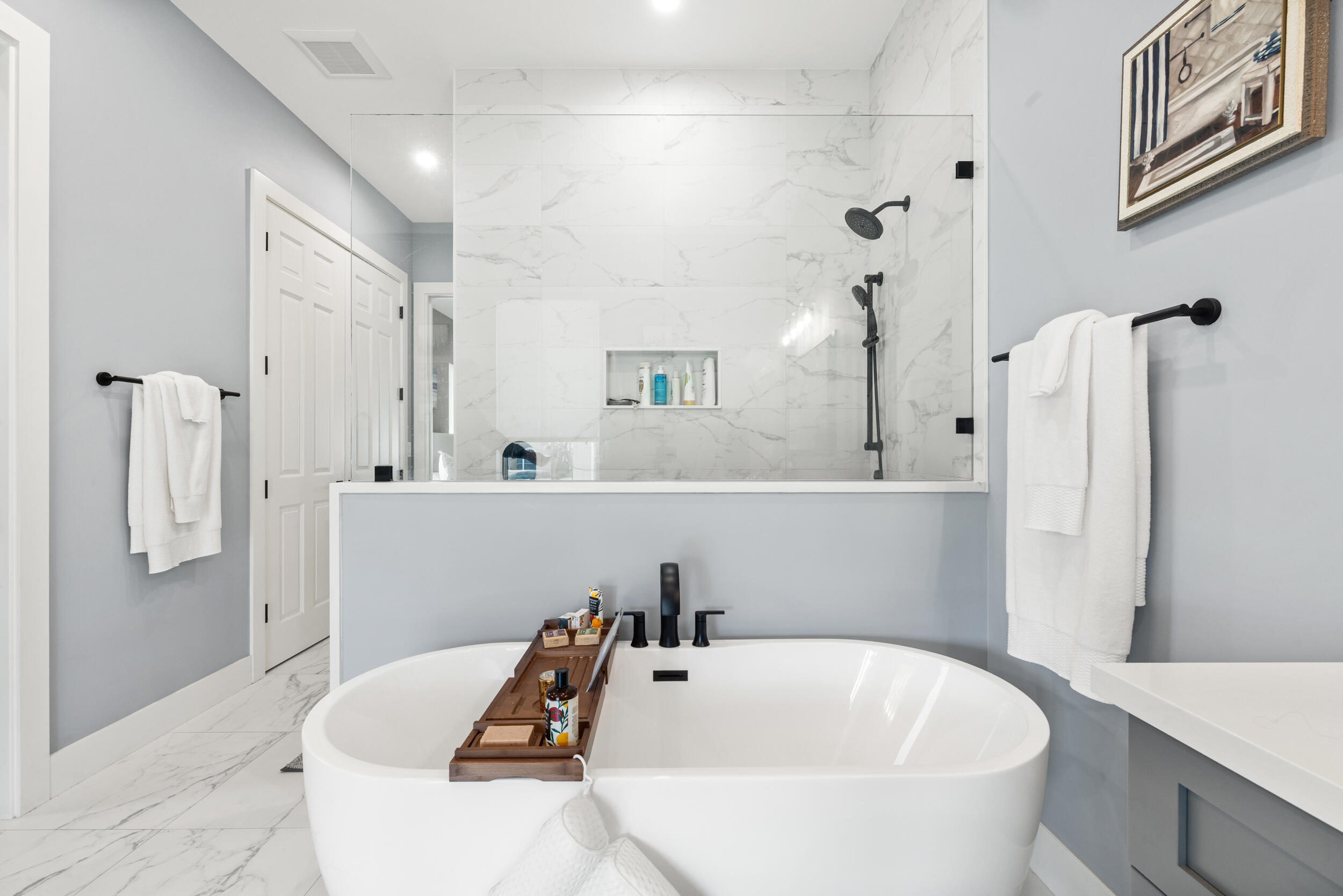 TALL PINES - Residential