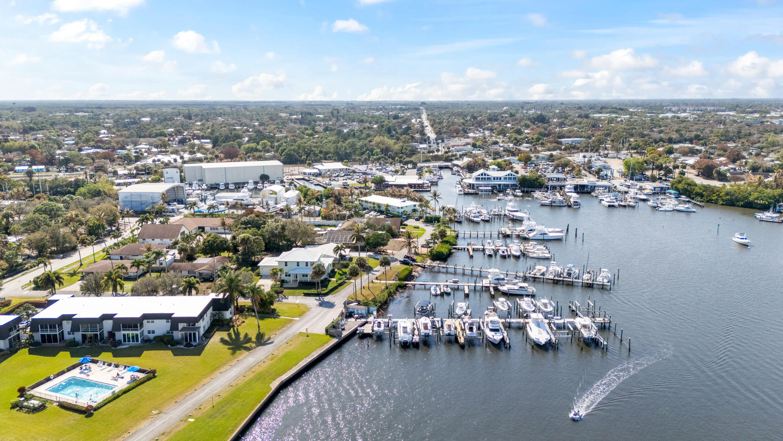 TALL PINES - Residential