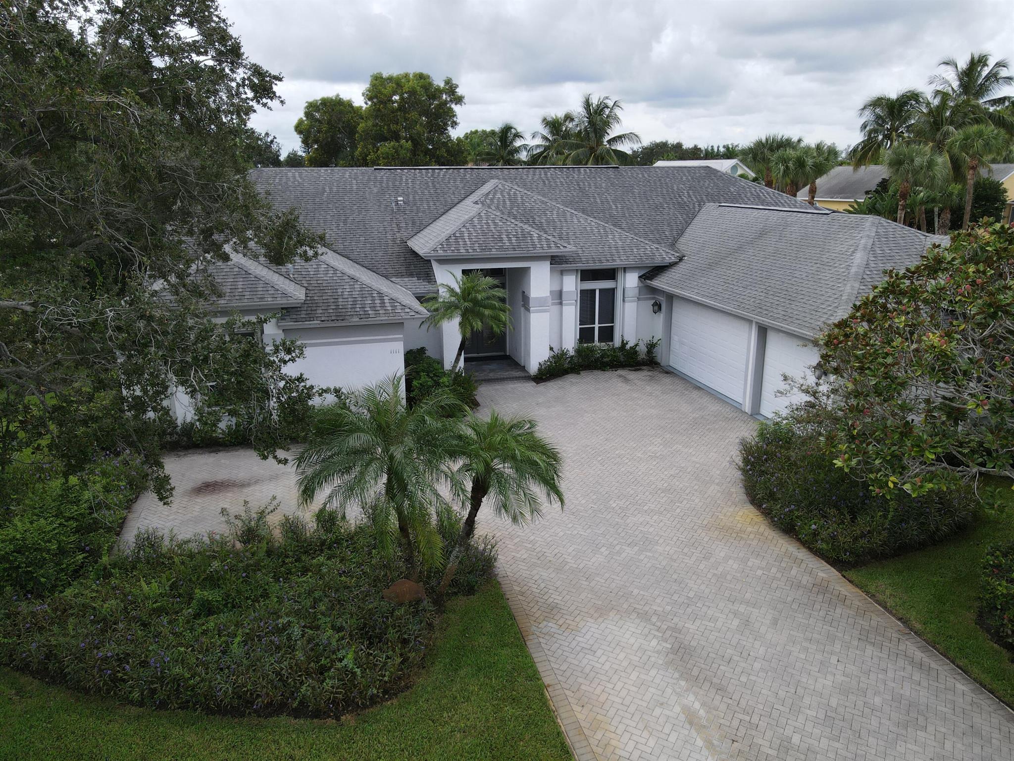 RIVER VISTA SUBDIVISION R - Residential