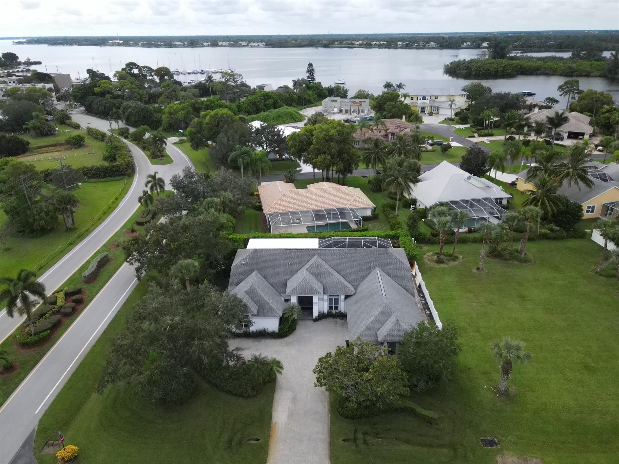 RIVER VISTA SUBDIVISION R - Residential